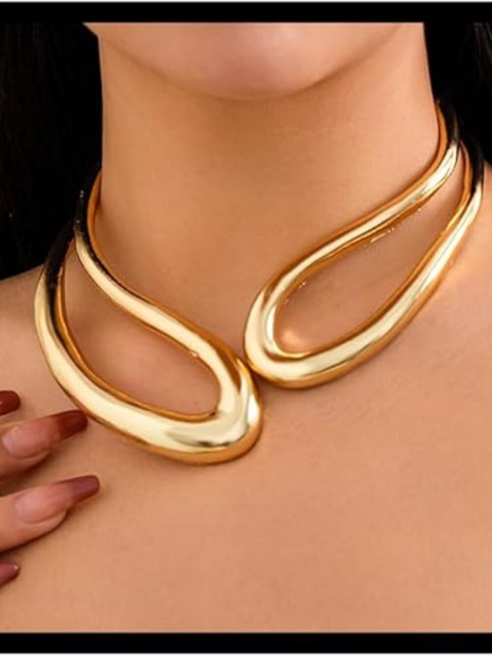 Chunky Gold Statement Choker – Bold Collar Necklace
